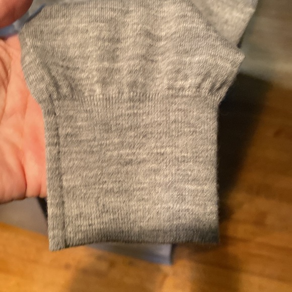 Alexander wang merino wool sweater with back openingsg up. Gray. Xsmall. Pinhole - Picture 7 of 8